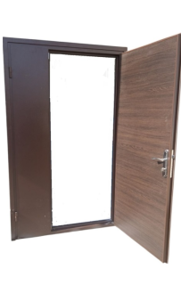 Входная дверь Портала "Лидер" полуторные (металл RAL 8017 - ДСП Венге) с 2 контурами уплотнения